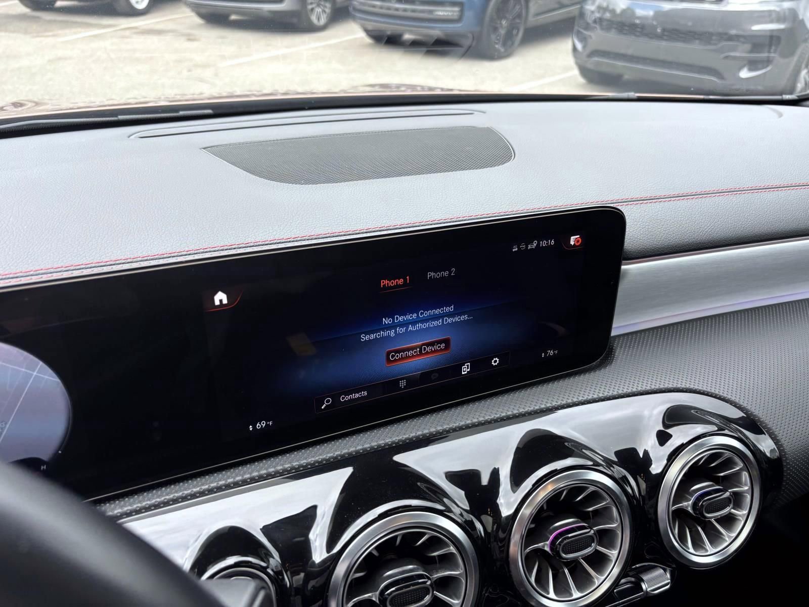 Used 2023 Mercedes-Benz CLA 250 4MATIC image 19