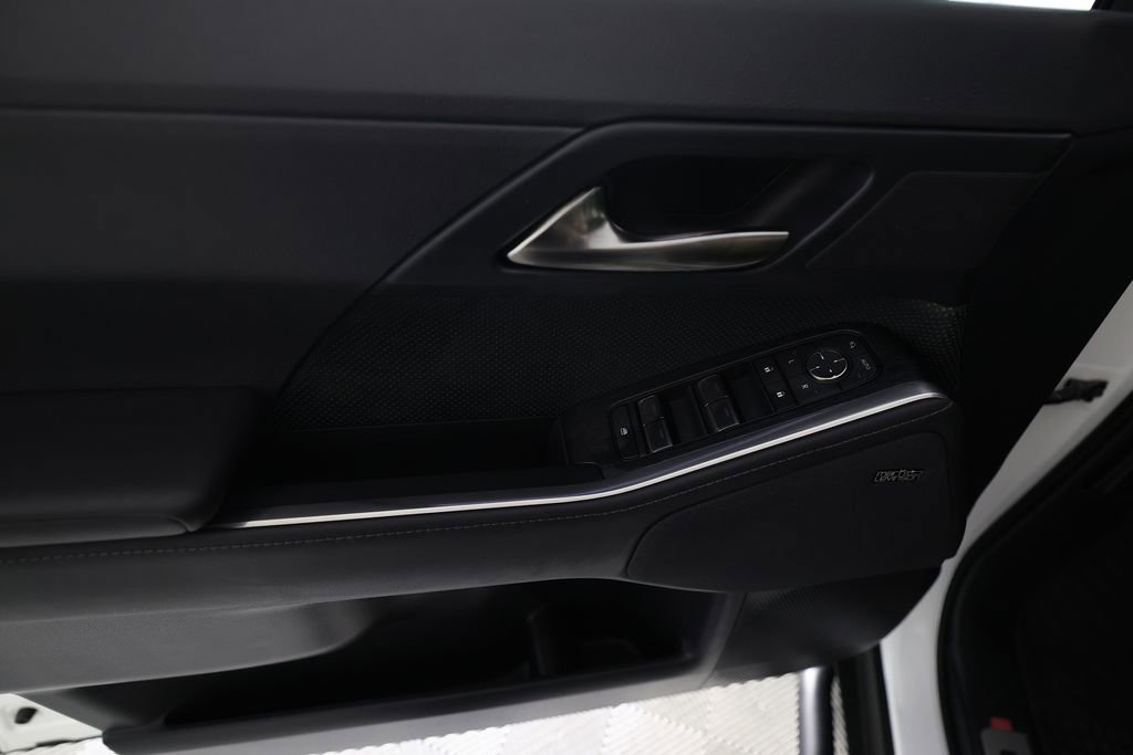 Used 2026 Lexus GX 550 image 16