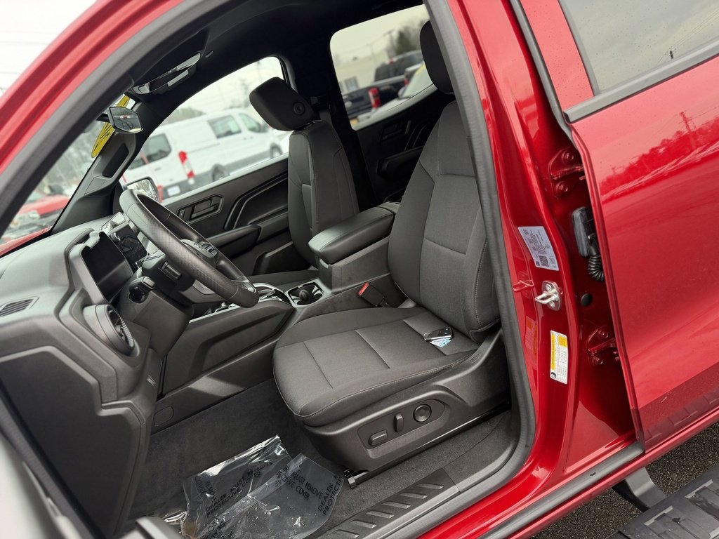 Used 2023 Chevrolet Colorado Trail Boss w/ Advanced Trailering Package image 10