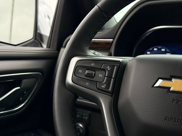 Used 2024 Chevrolet Tahoe Premier AWD/4WD image 11