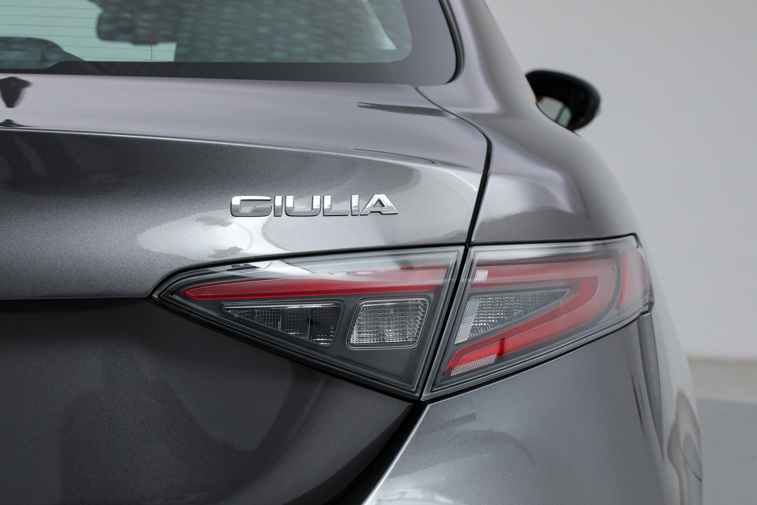 Used 2025 Alfa Romeo Giulia w/ Driving Assist Package image 25