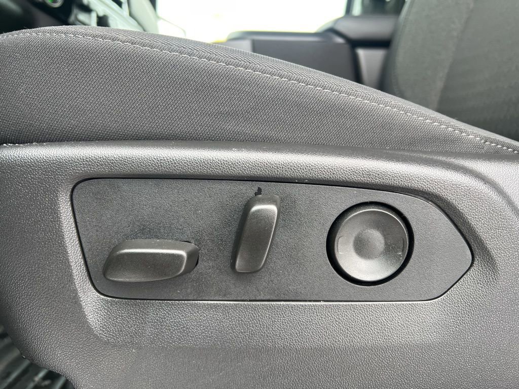 Used 2026 Chevrolet Silverado 1500 LT image 11