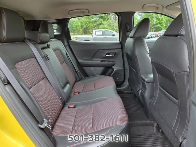 Used 2025 Nissan Kicks SR FWD image 18