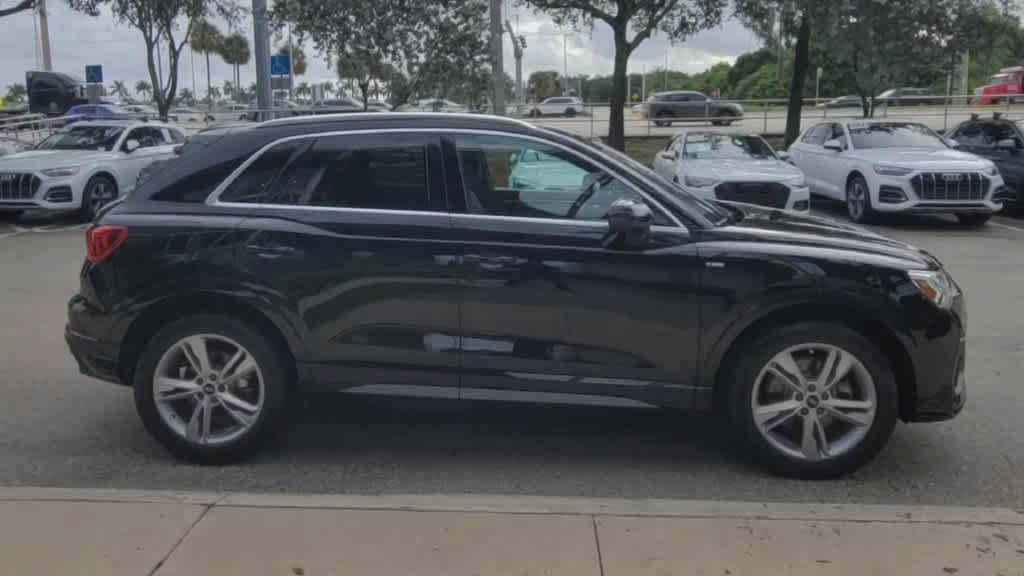 Certified 2024 Audi Q3 2.0T Premium AWD/4WD image 9