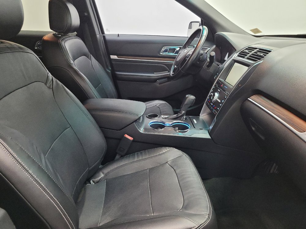 Used 2016 Ford Explorer Limited FWD image 21