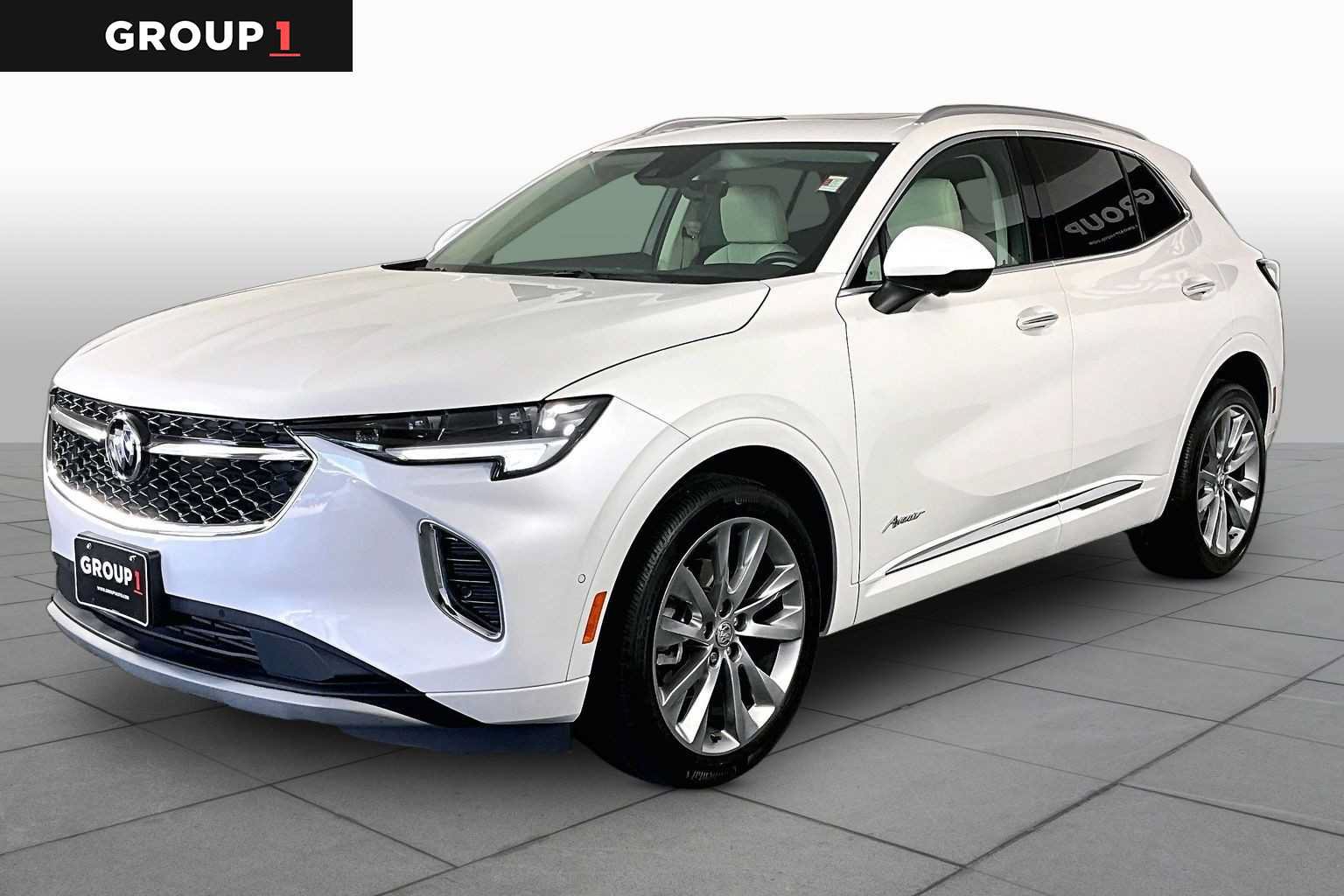 Used 2023 Buick Envision Avenir FWD image 1
