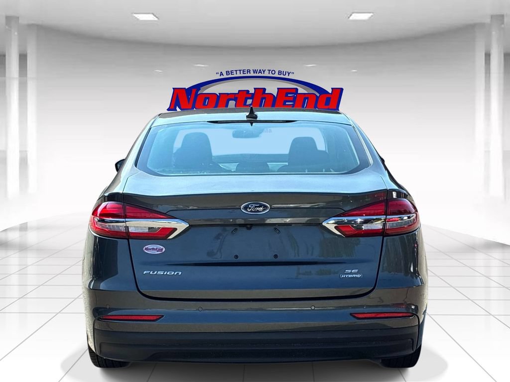 Used 2020 Ford Fusion SE FWD image 7