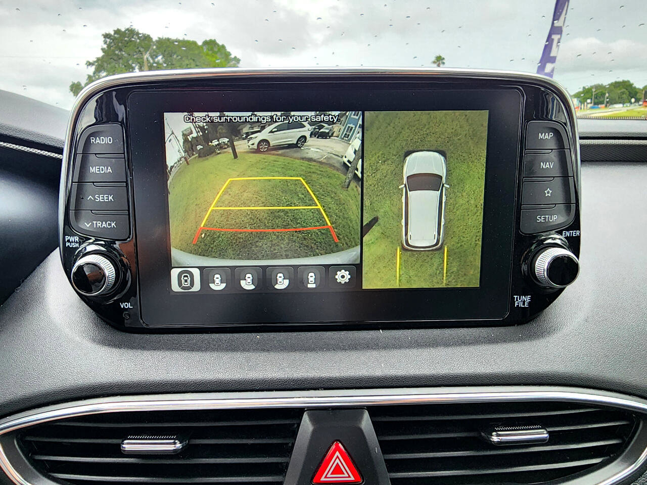 Used 2020 Hyundai Santa Fe Limited image 26