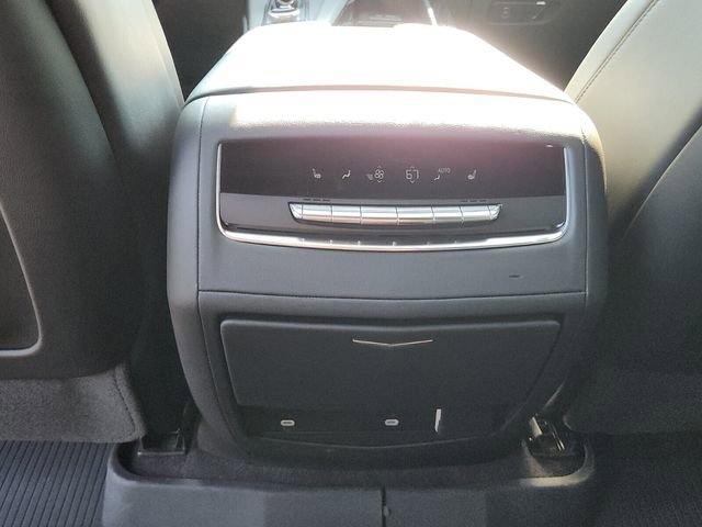 Used 2023 Cadillac Escalade ESV Sport w/ Touring Package image 19