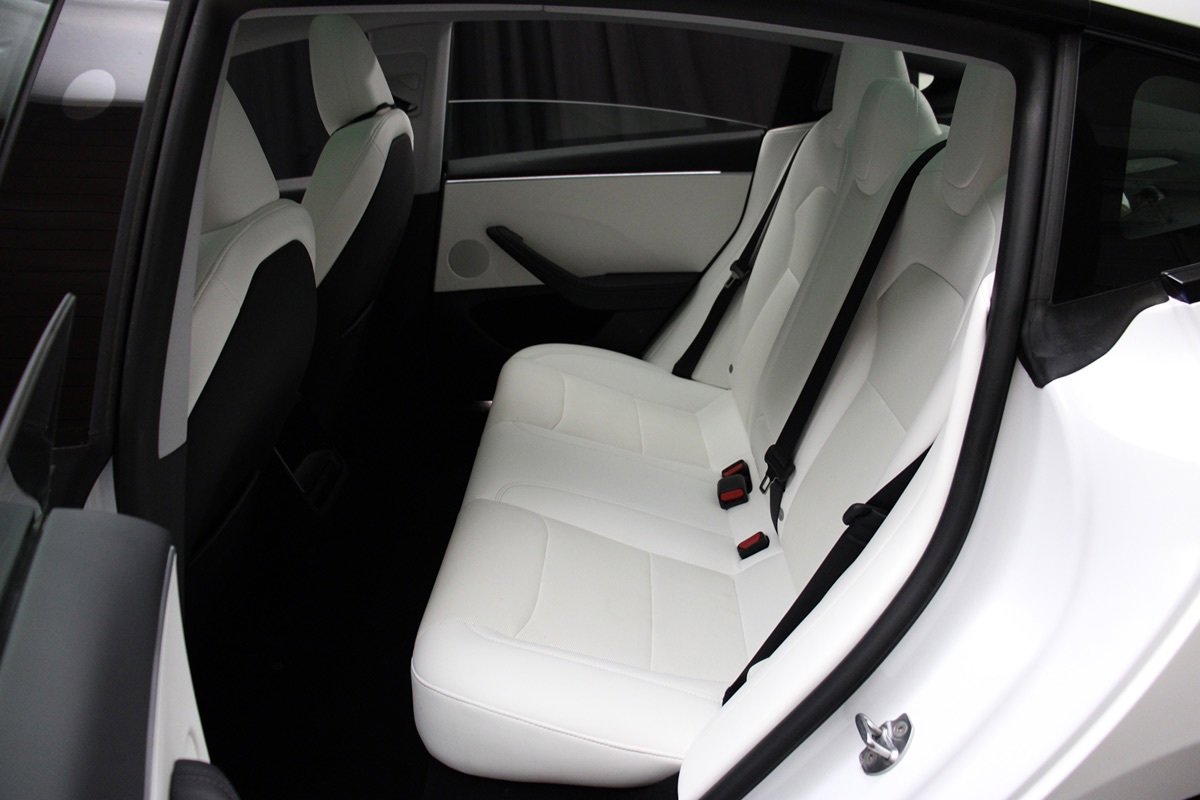 Used 2024 Tesla Model 3 Long Range RWD image 47