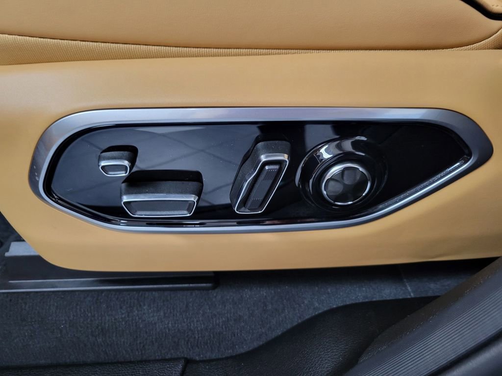 New 2026 Jeep Grand Cherokee Summit AWD/4WD image 10
