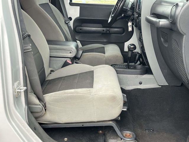 Used 2010 Jeep Wrangler Unlimited Sport image 22