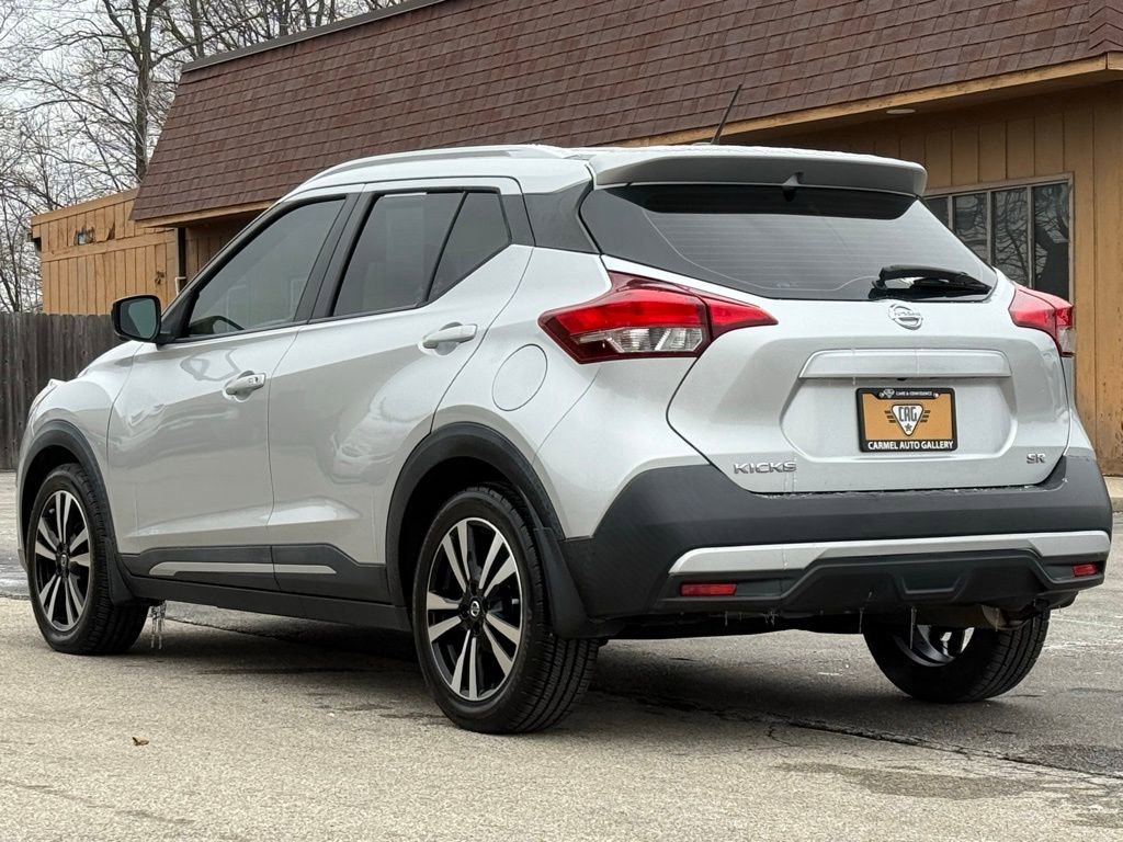 Used 2018 Nissan Kicks SR image 3
