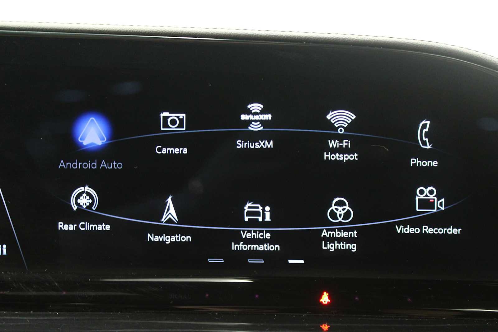 Certified 2024 Cadillac Escalade Sport w/ LPO, ONYX Package image 40