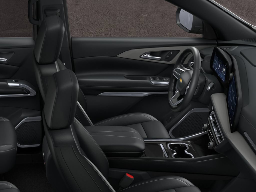 New 2027 Chevrolet Traverse LT w/ Sun and Wheel Package FWD image 12
