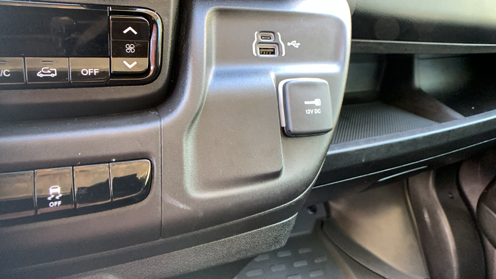 Used 2026 RAM ProMaster 2500 FWD image 18