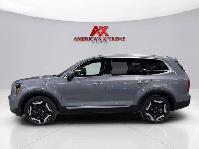 Used 2024 Kia Telluride S FWD image 4