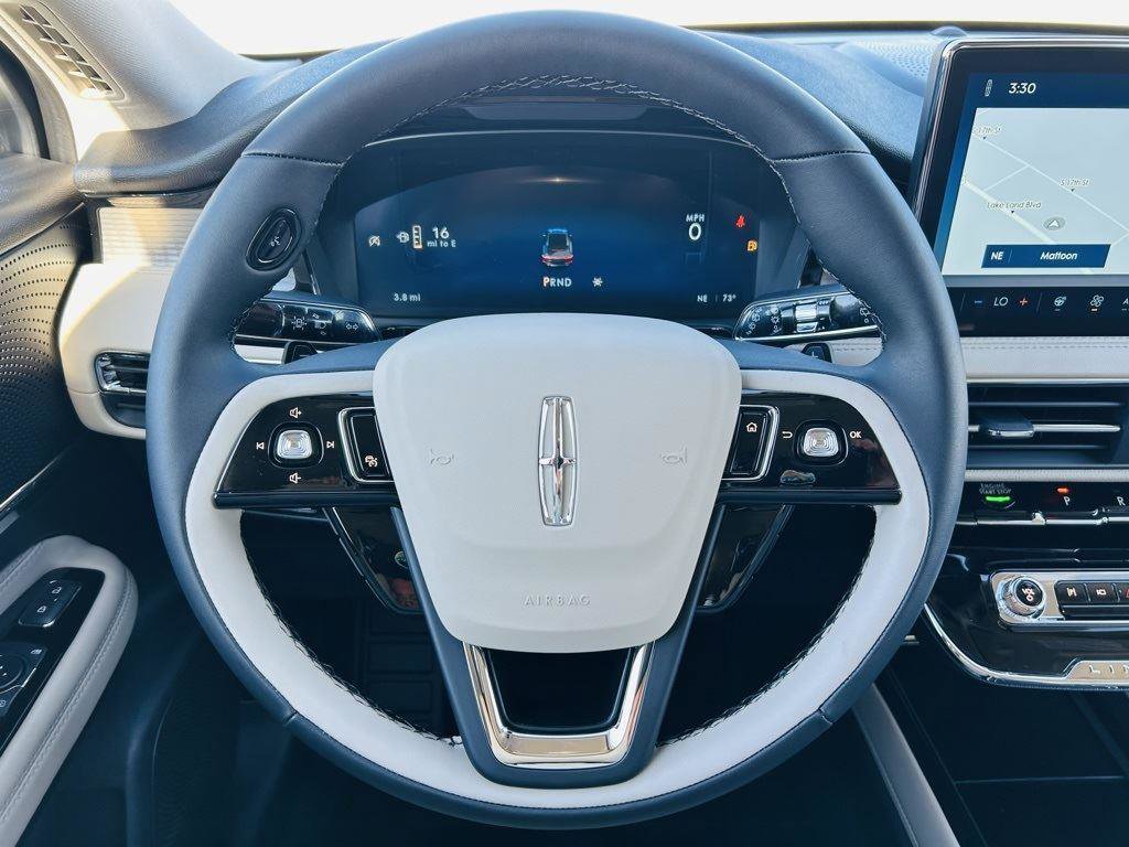 New 2026 Lincoln Corsair Premiere image 21