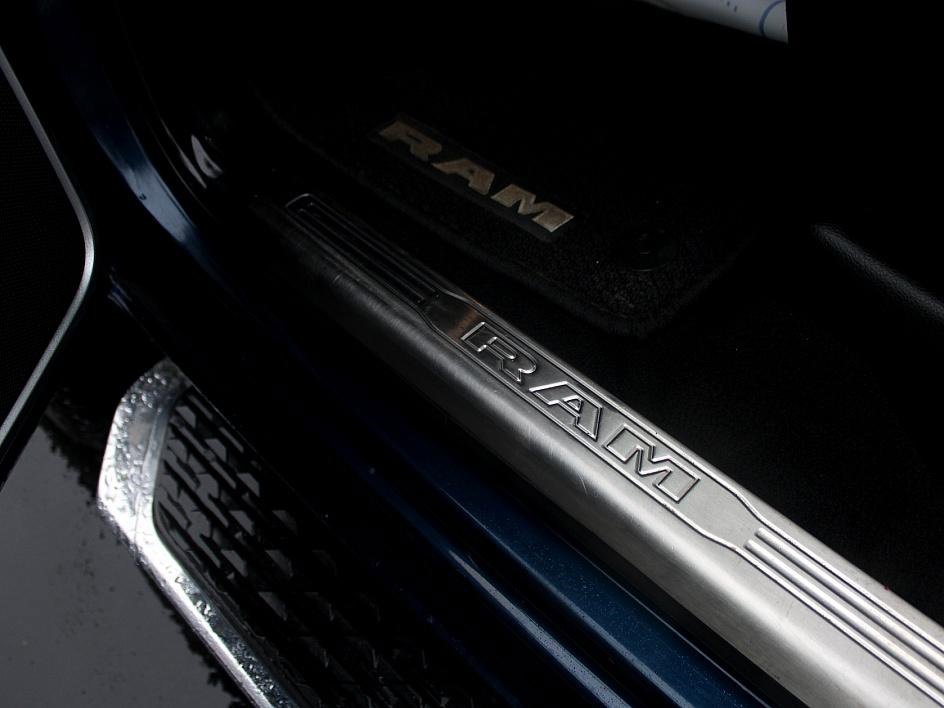 Used 2019 RAM 2500 Laramie image 30