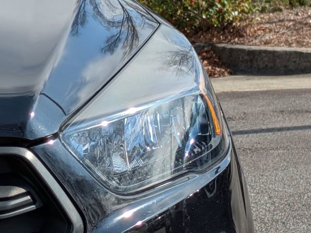 Certified 2019 Ford Escape S image 9