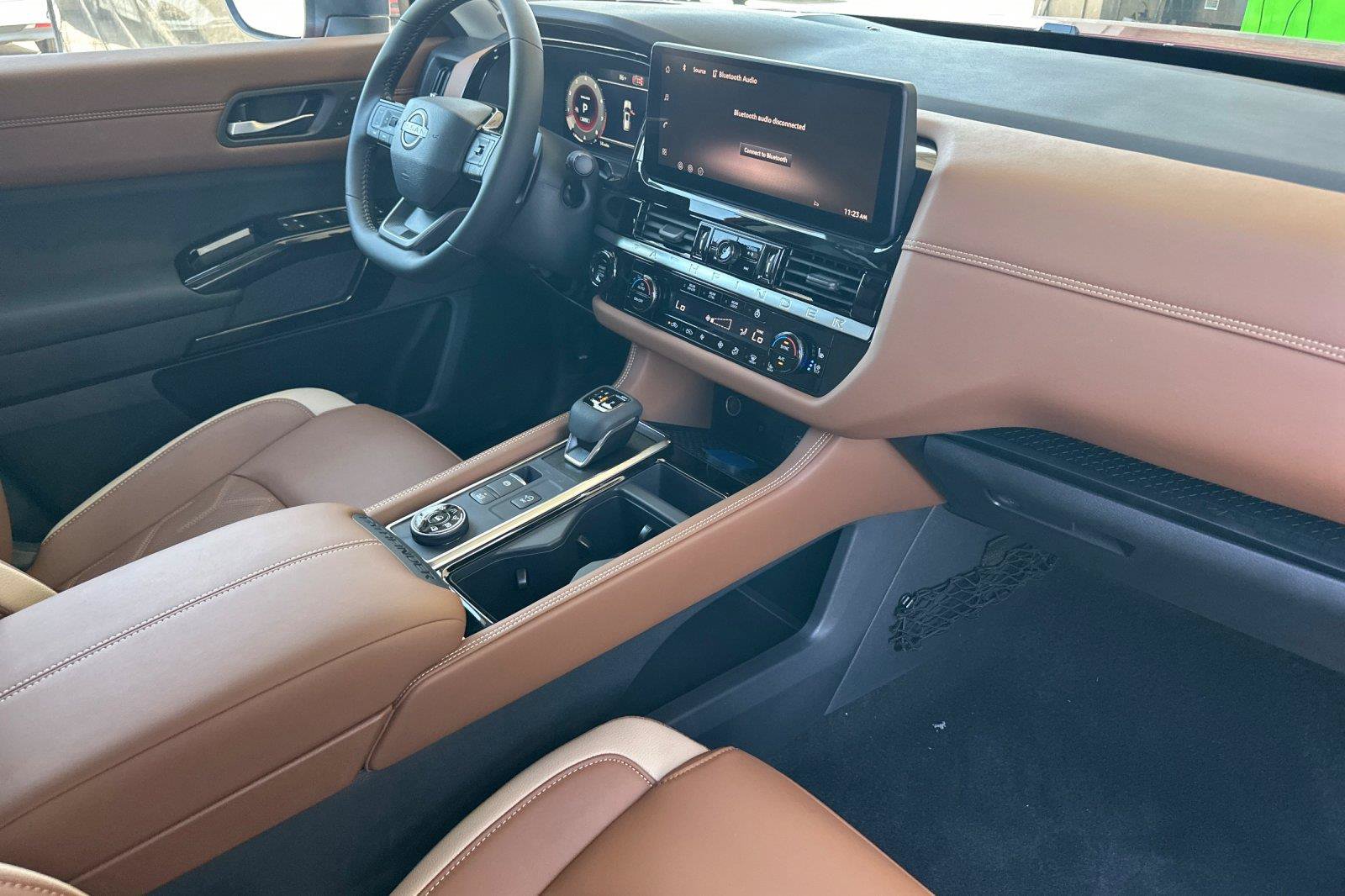 New 2026 Nissan Pathfinder Platinum AWD/4WD image 16