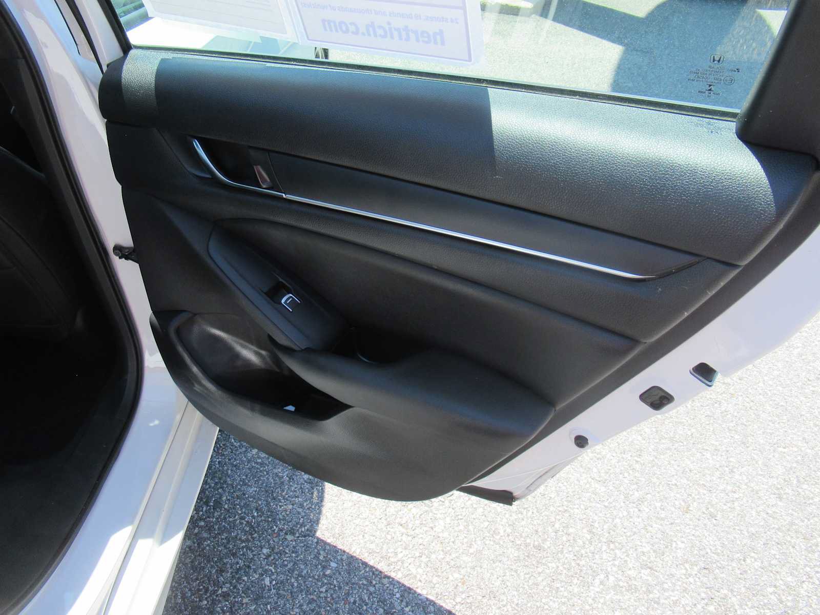 Used 2022 Honda Accord Sport image 22