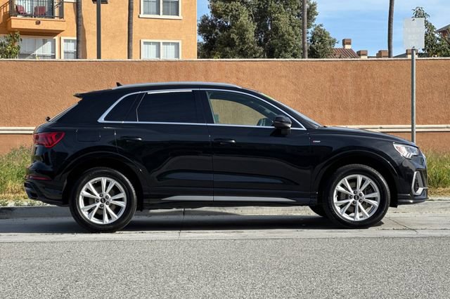 Used 2022 Audi Q3 2.0T Premium Plus w/ Premium Plus Package image 3