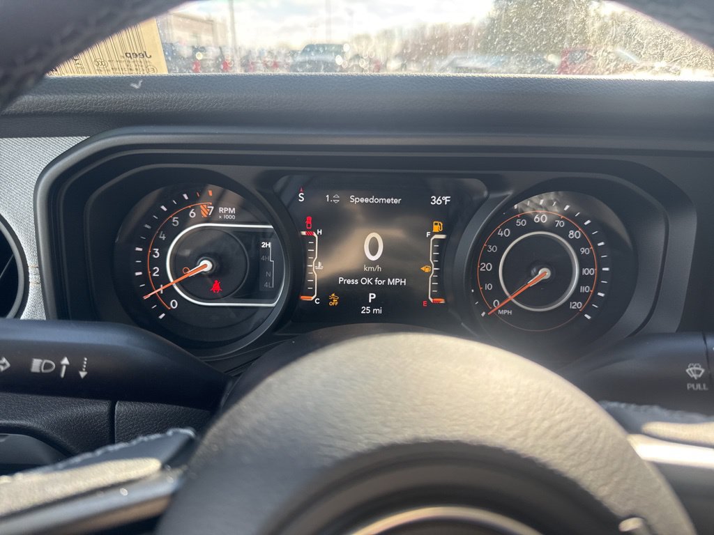 New 2025 Jeep Gladiator Sport AWD/4WD image 12