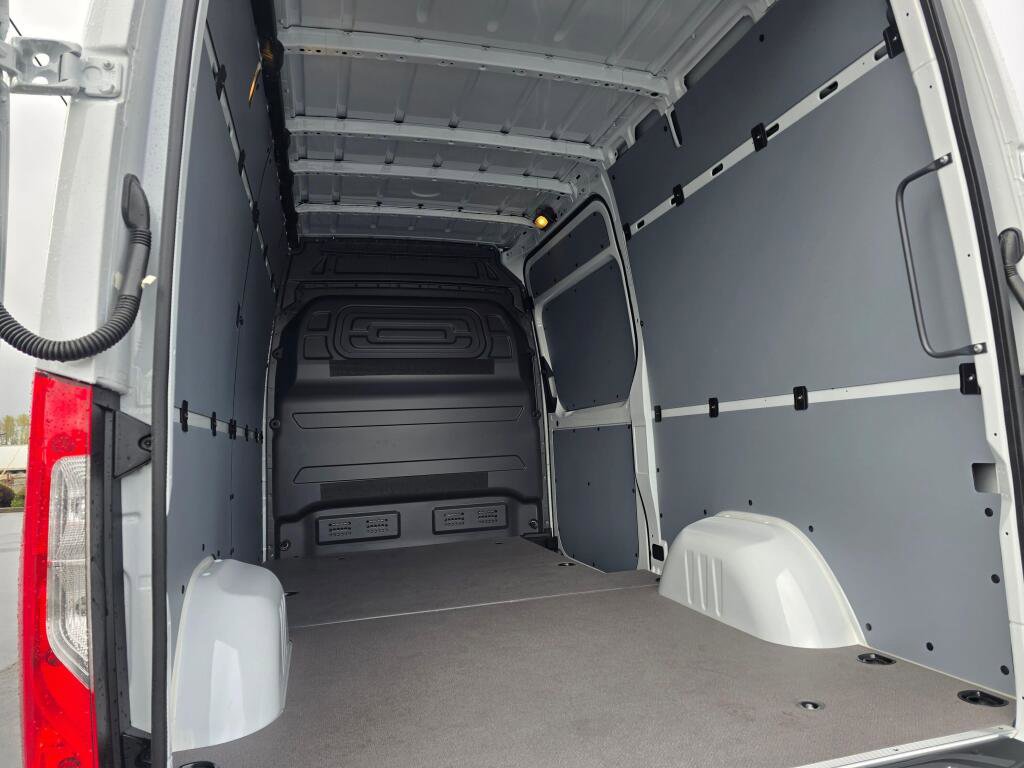 New 2026 Mercedes-Benz Sprinter 144 Cargo image 17