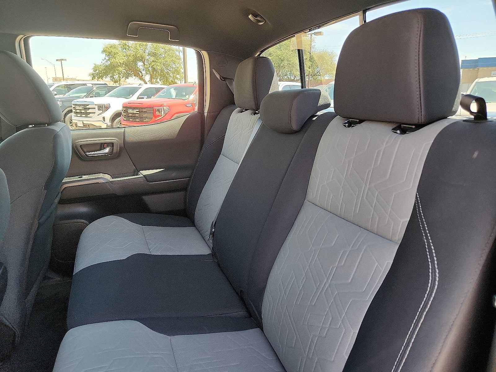 Used 2023 Toyota Tacoma TRD Sport AWD/4WD image 12
