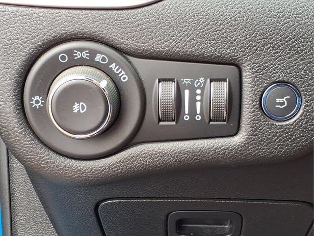 Used 2021 Jeep Cherokee Latitude Lux 80th Anniv w/ Quick Order Package 26U 80TH AWD/4WD image 16