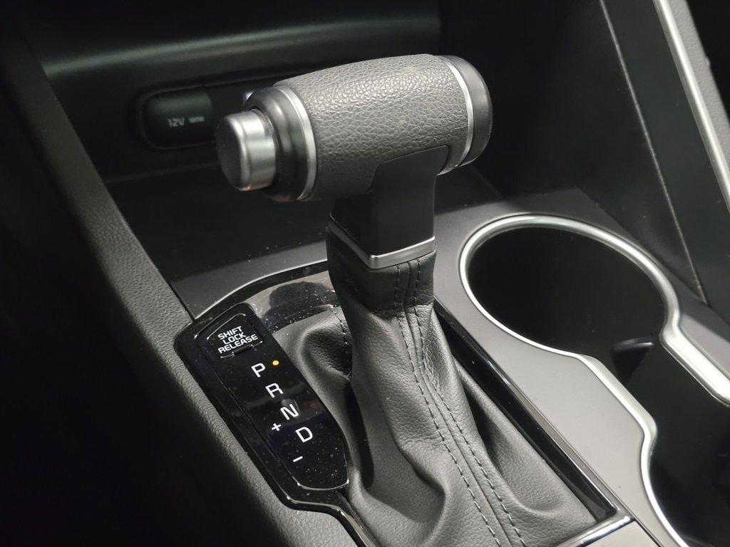 Used 2023 Kia K5 GT-Line image 32