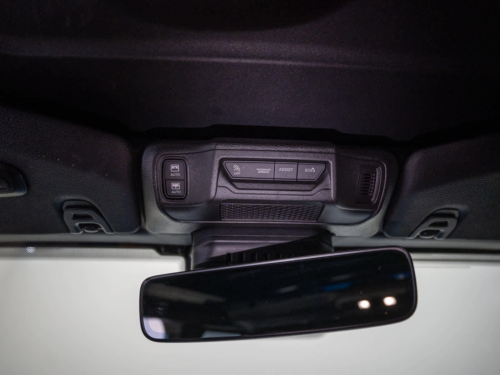 Used 2024 Jeep Wrangler Unlimited Rubicon 392 image 32