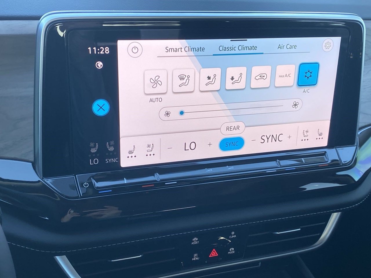 New 2026 Volkswagen Atlas SE AWD/4WD image 23