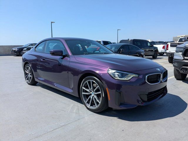 Used 2025 BMW 230i Coupe image 1