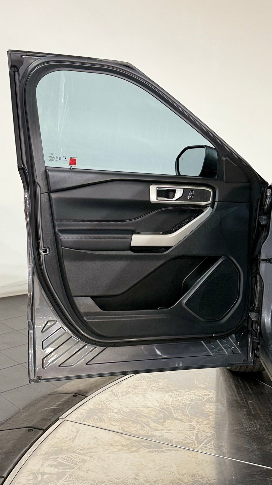 Used 2023 Ford Explorer XLT w/ Equipment Group 202A image 46