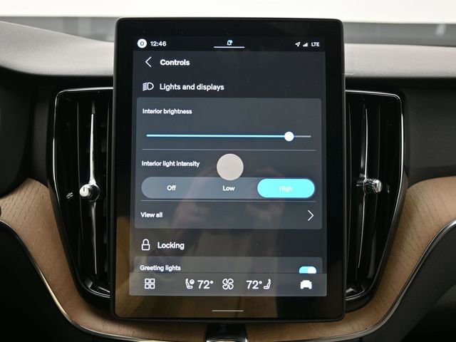 New 2026 Volvo XC60 B5 Plus w/ Protection Package Premier AWD/4WD image 18