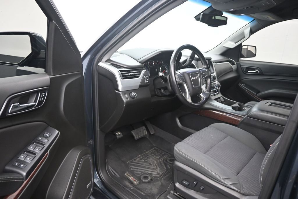 Used 2019 GMC Yukon SLE w/ SLE Value Package RWD image 9