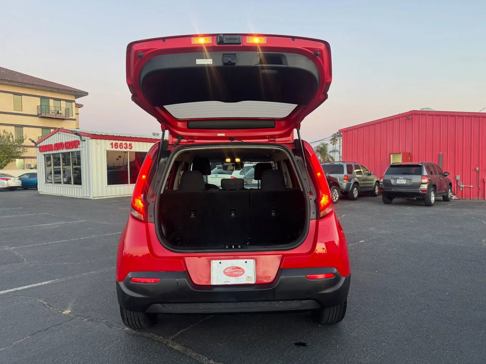 Used 2020 Kia Soul S FWD image 7