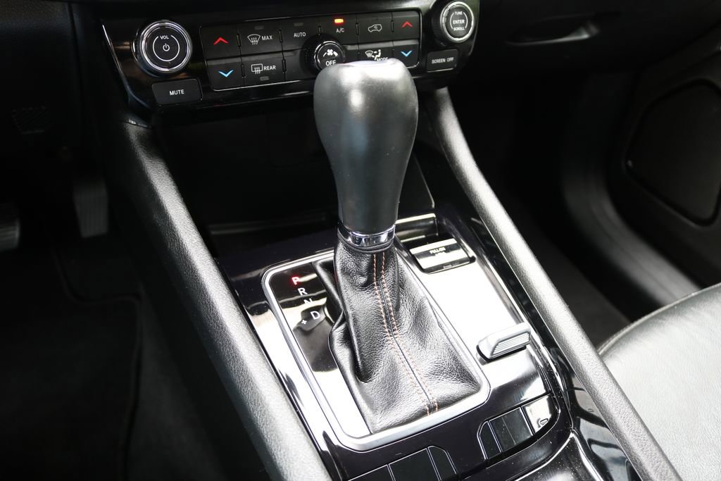 Used 2022 Jeep Compass Limited image 23