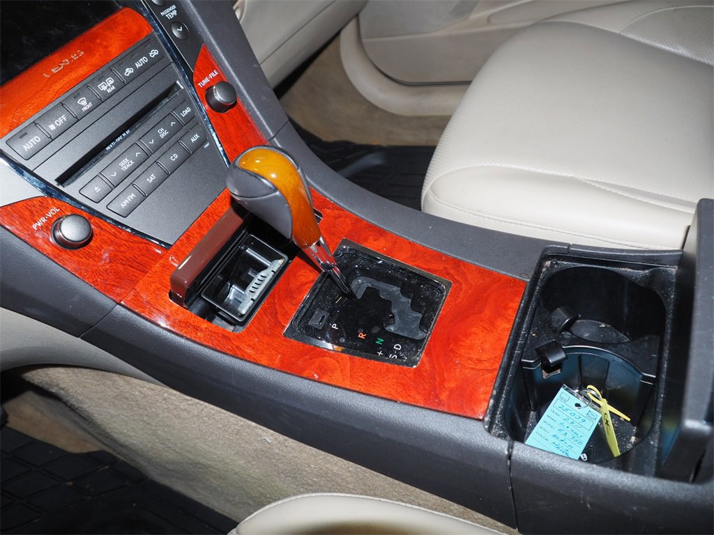 Used 2011 Lexus ES 350 image 17