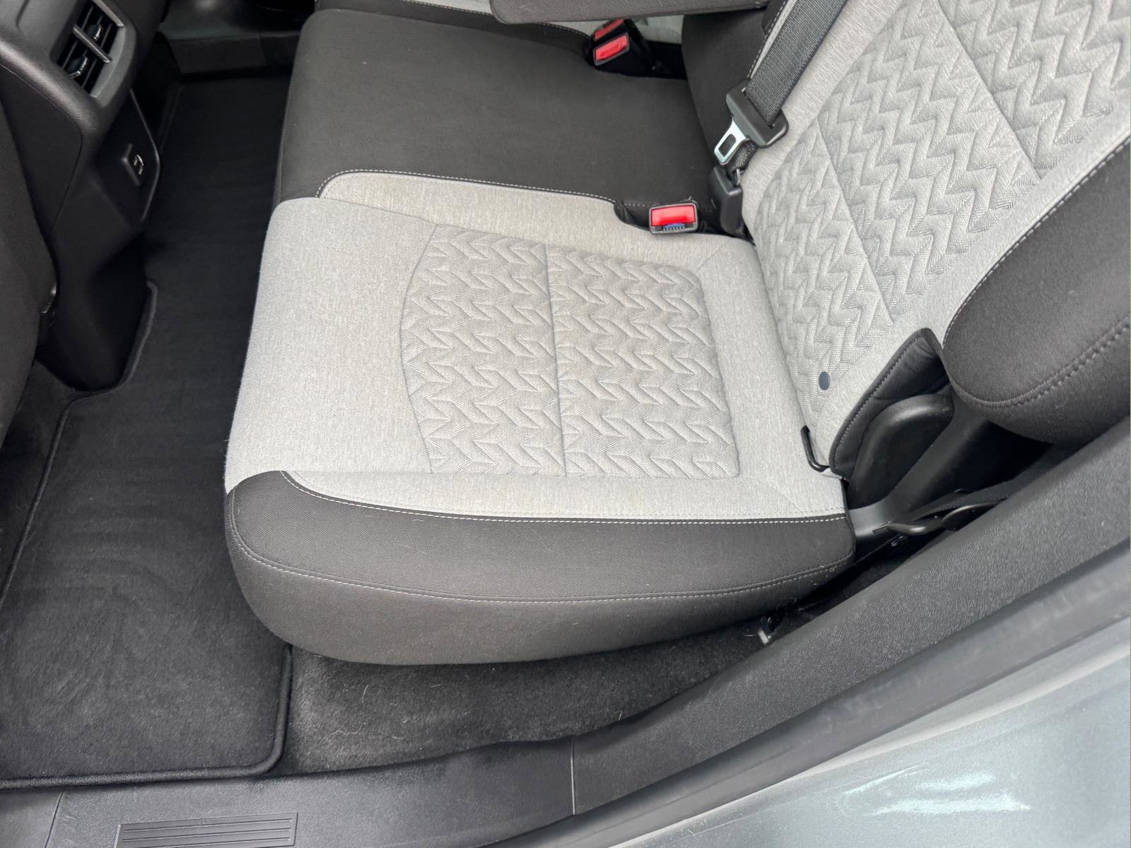 Used 2023 Chevrolet Equinox LT image 10