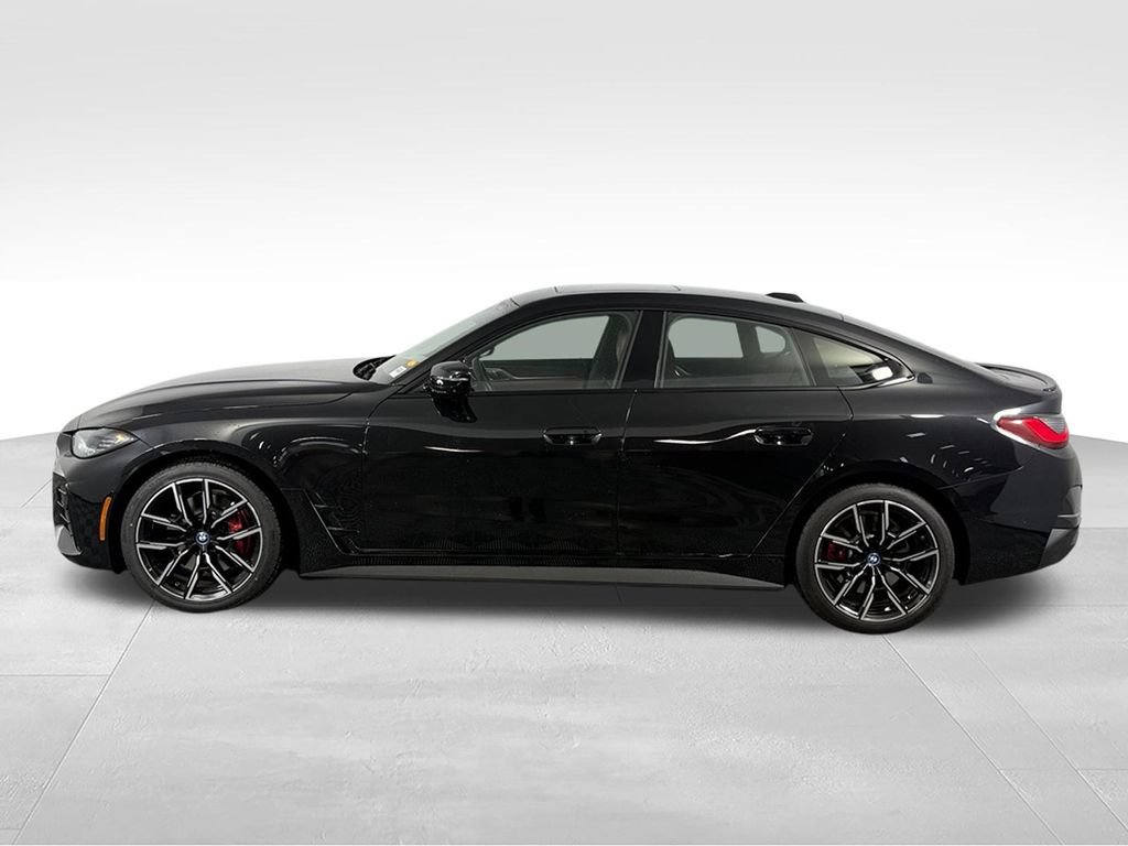 Used 2023 BMW i4 eDrive40 w/ M Sport Package RWD image 9