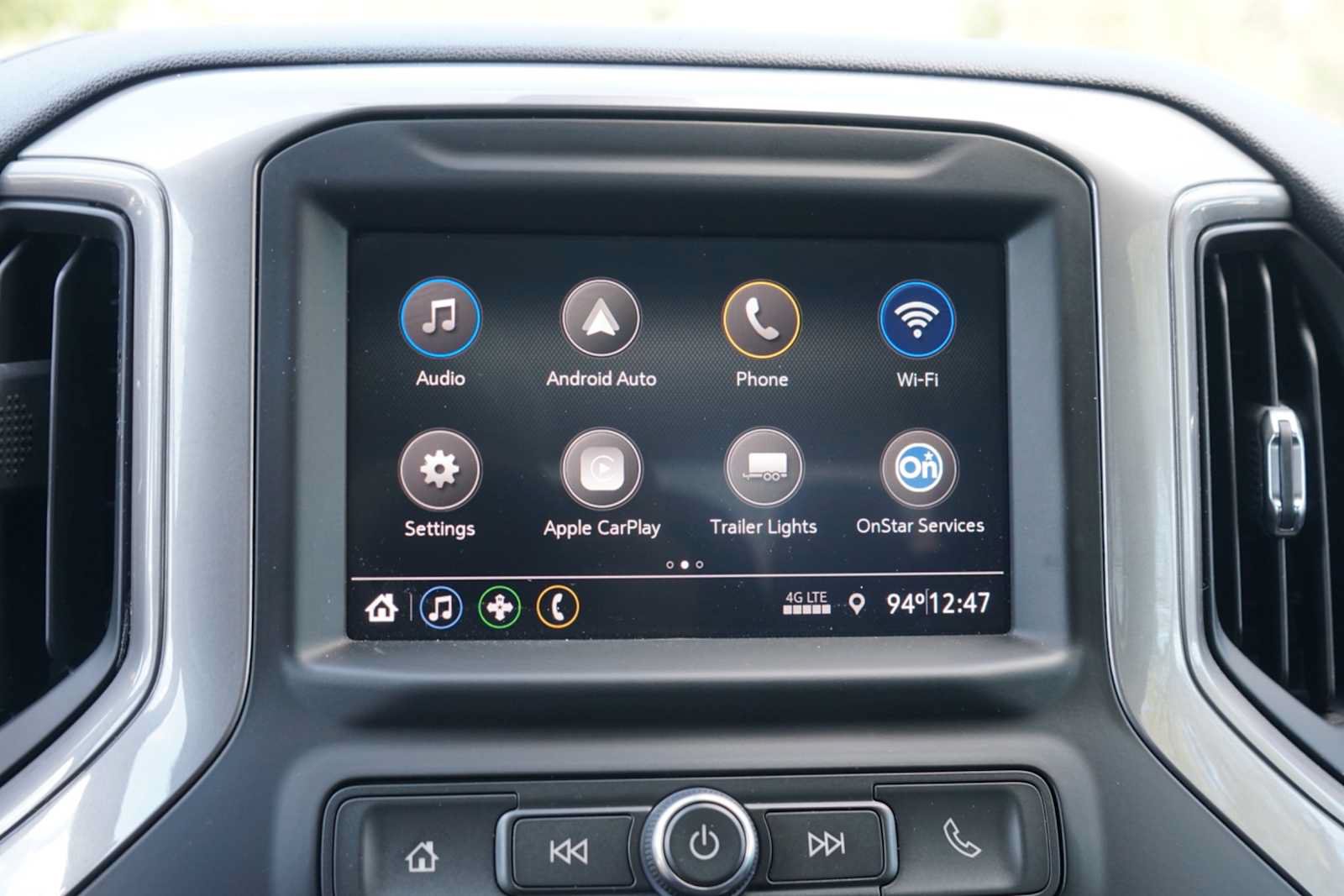 Used 2020 Chevrolet Silverado 1500 Custom w/ Custom Value Package RWD image 11