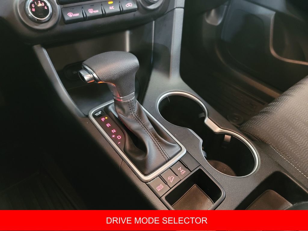 Used 2022 Kia Sportage LX image 17