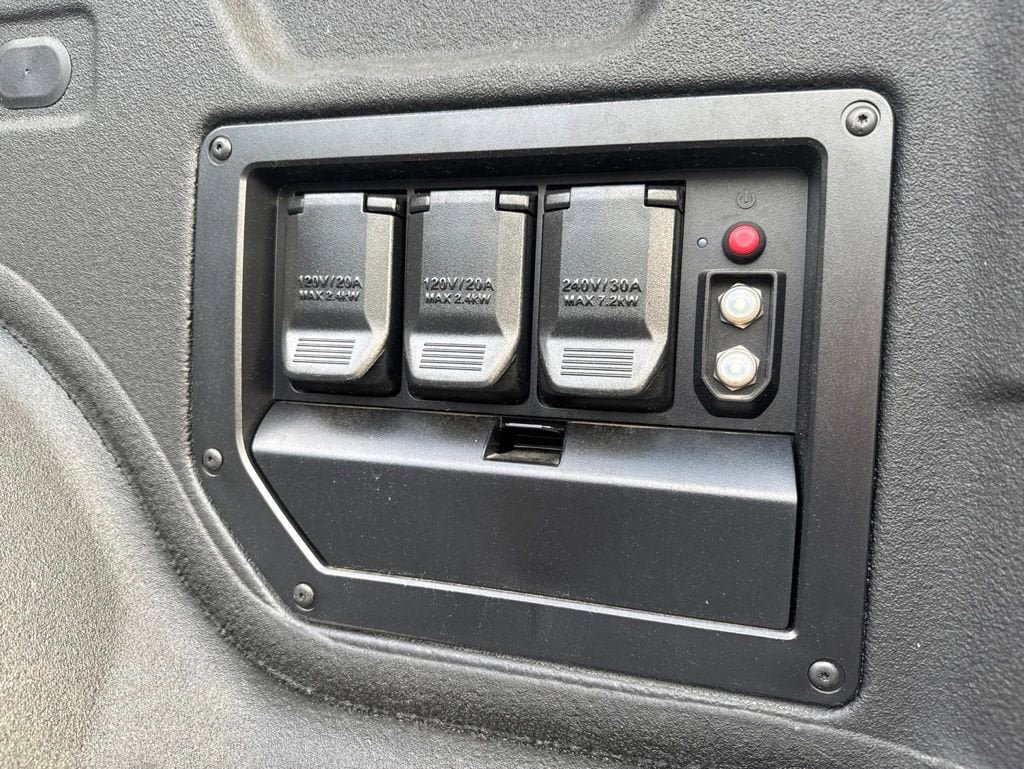 New 2026 GMC Sierra EV Elevation w/ Premium Package AWD/4WD image 53