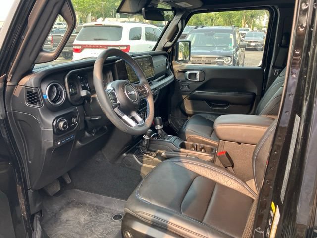 Used 2024 Jeep Wrangler High Altitude AWD/4WD image 11