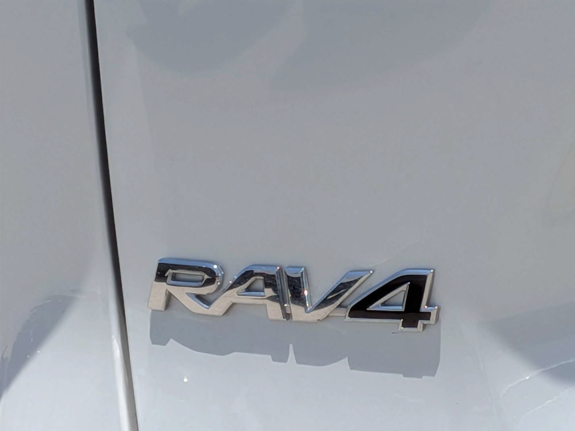 Used 2025 Toyota RAV4 Limited w/ Weather Package FWD image 14