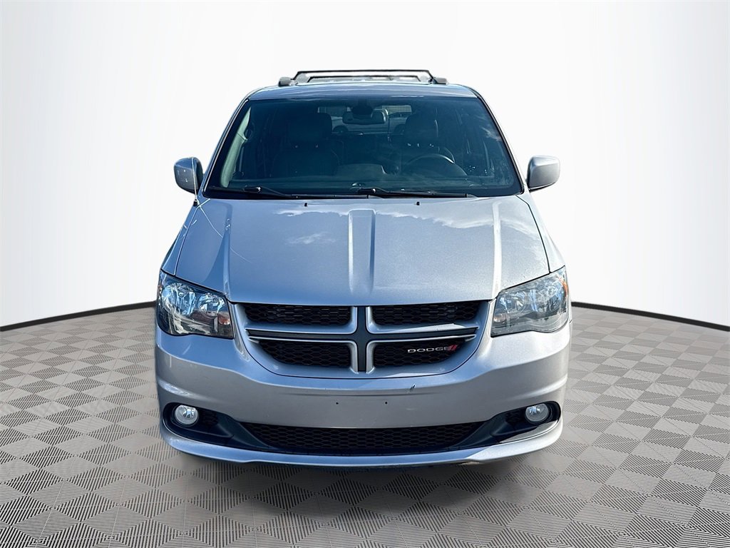 Used 2019 Dodge Grand Caravan GT image 2