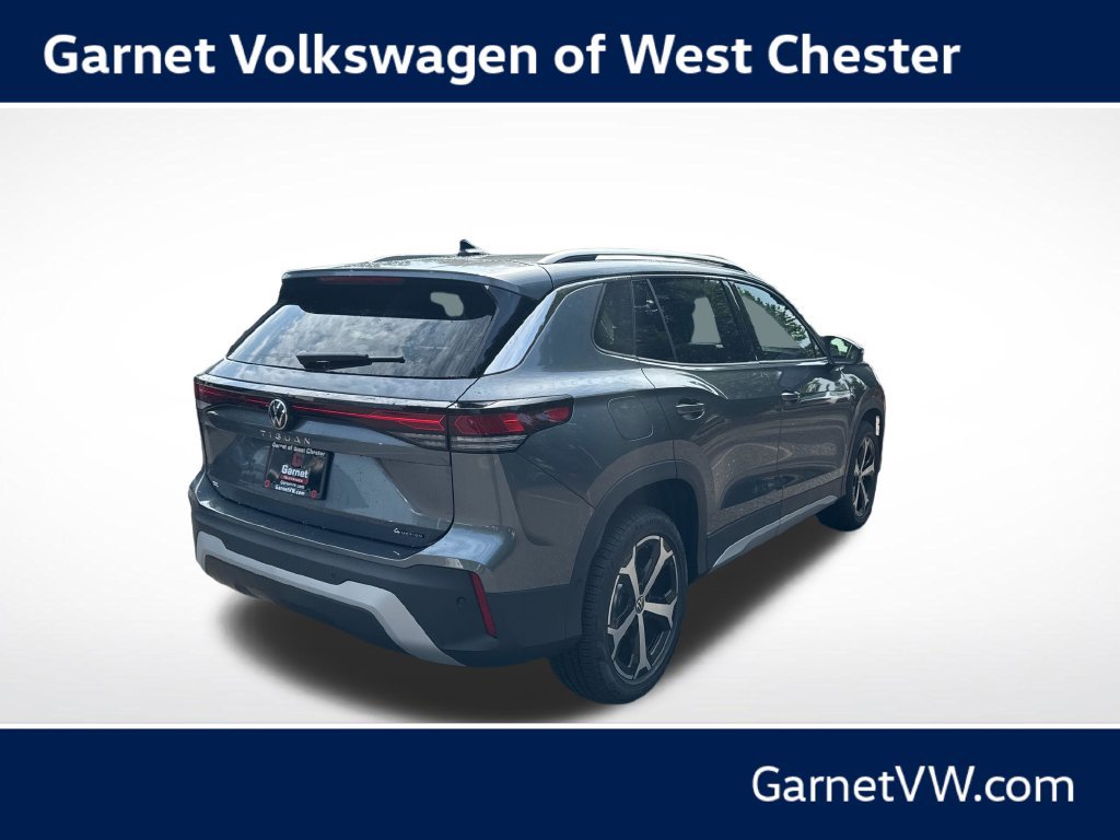 New 2026 Volkswagen Tiguan SE AWD/4WD image 5